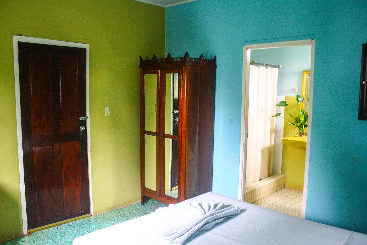Hotel Maya Corozal Luaran gambar
